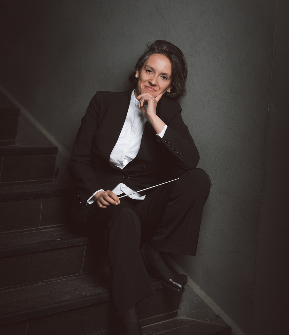 Alejandra Urrutia Directora Orquesta 1 Alejandra Urrutia - Directora de orquesta
